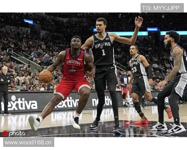 锡安罚球表现不佳14投7中贡献20分9篮板6助攻罚球仅6中12